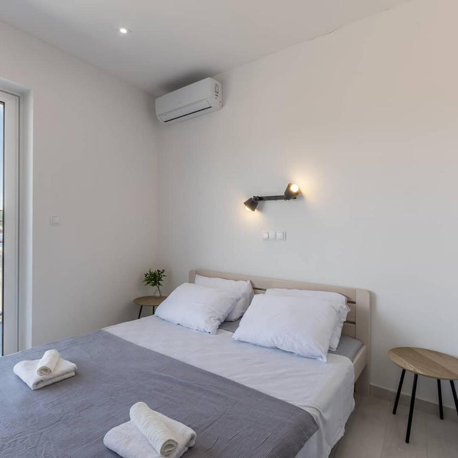 Luxury apartments SKALINADA Tisno Extérieur photo