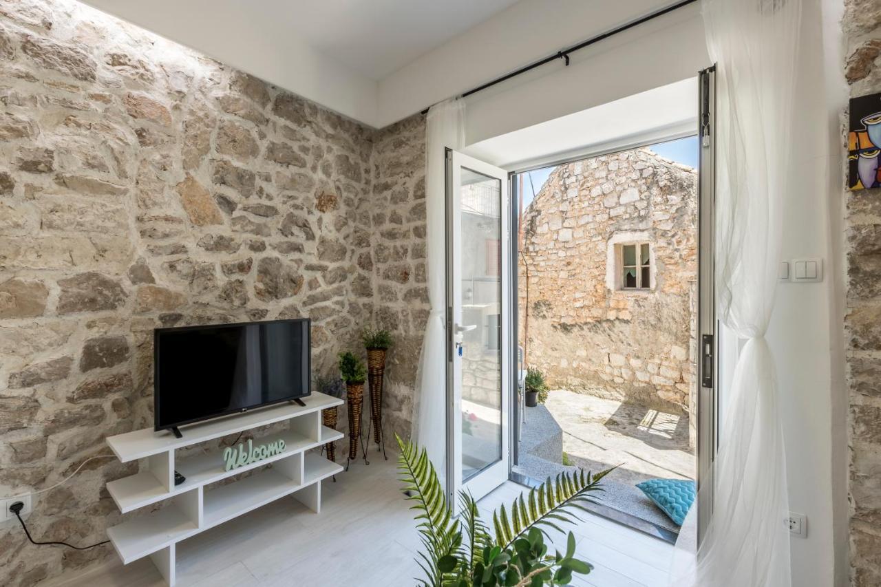 Luxury apartments SKALINADA Tisno Extérieur photo